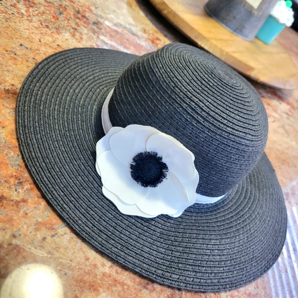 French voyage hat